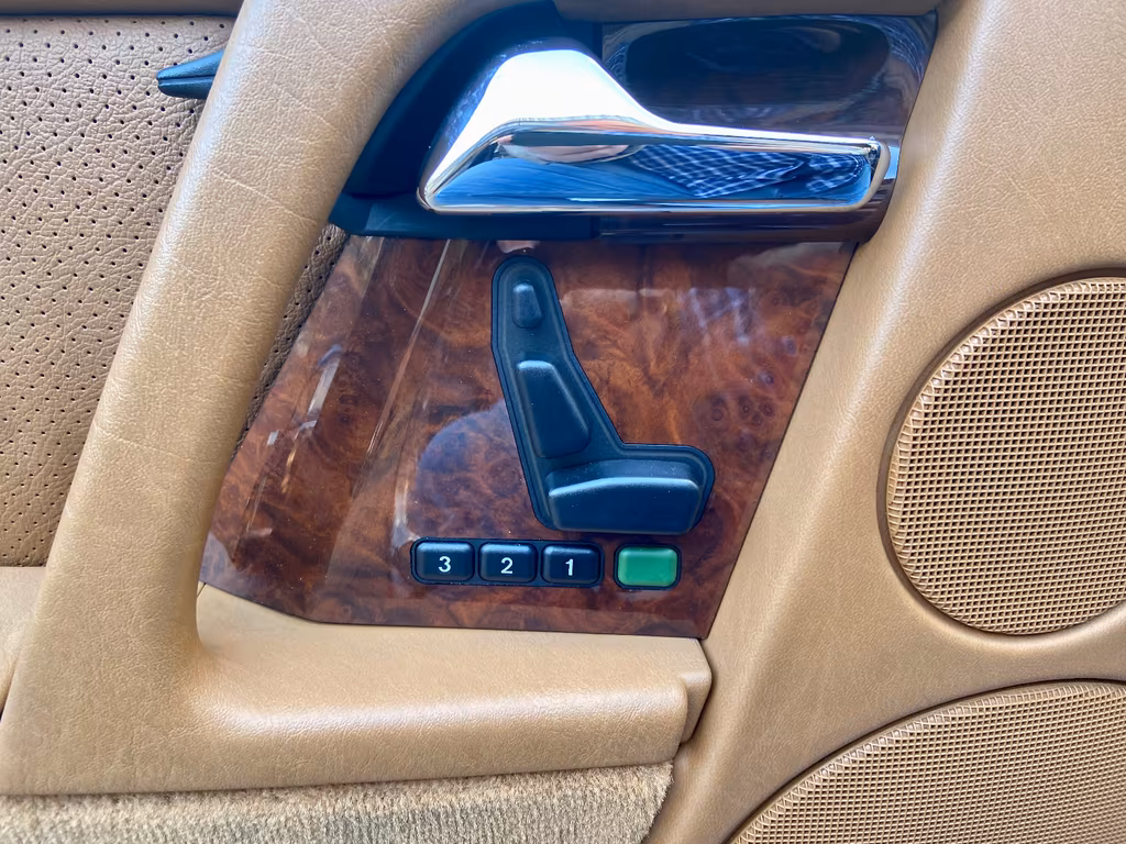 Mercedes-Benz 500