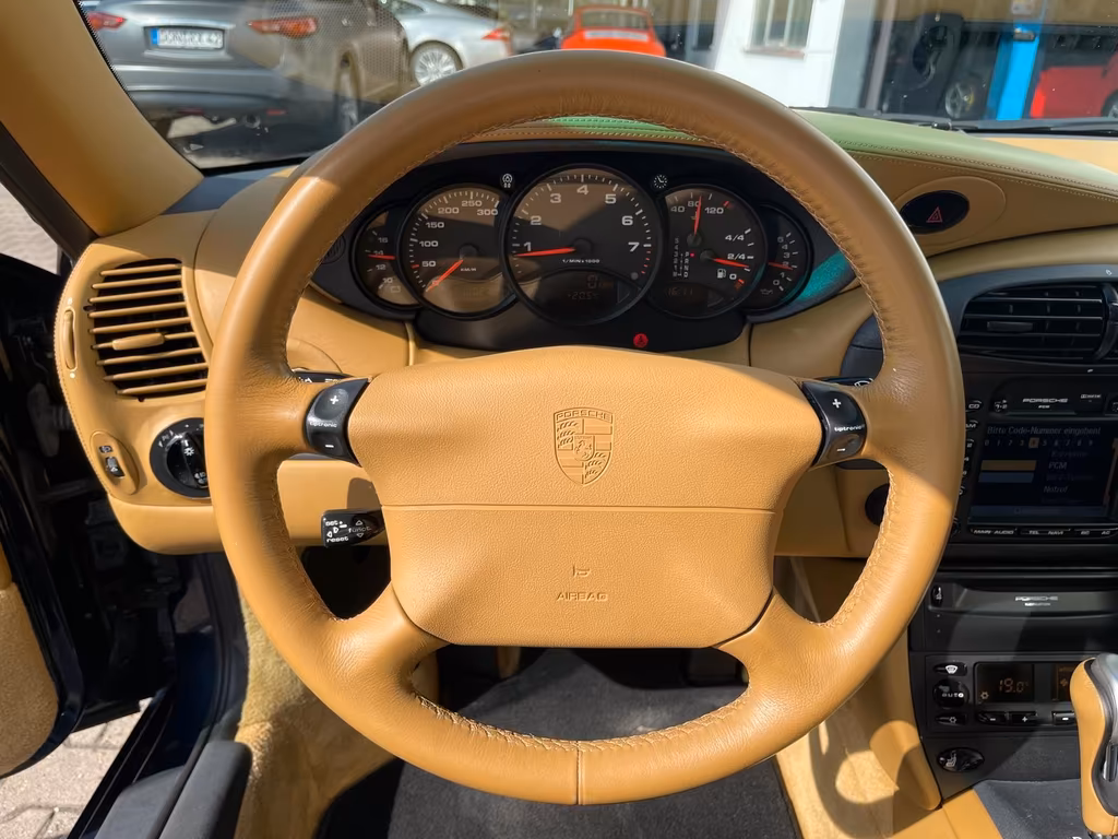 Porsche 996
