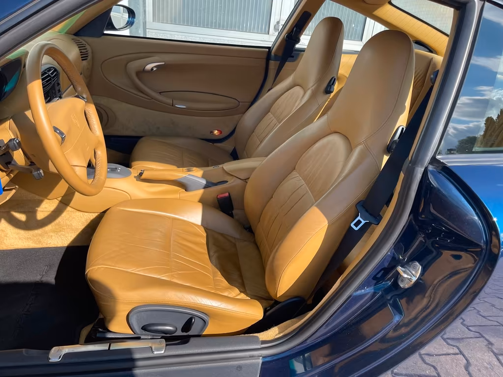 Porsche 996