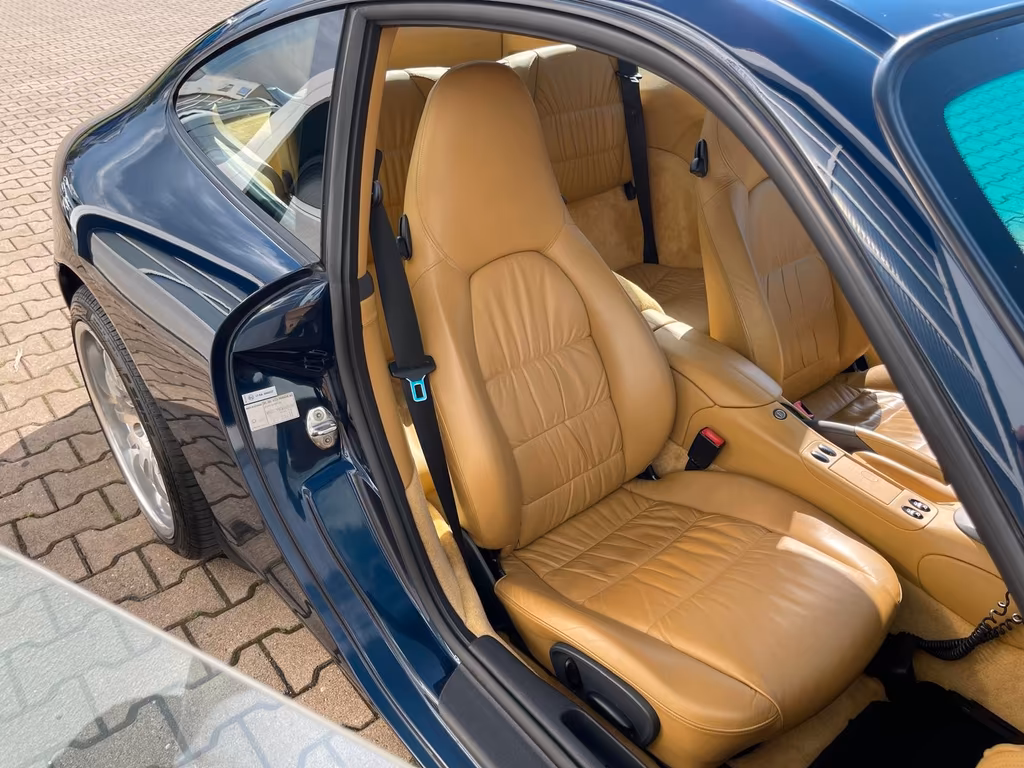 Porsche 996