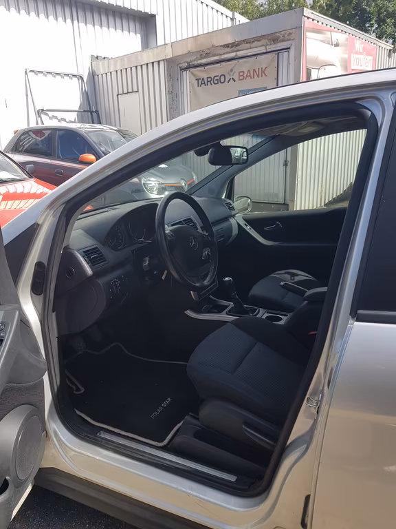 Mercedes-Benz A 170