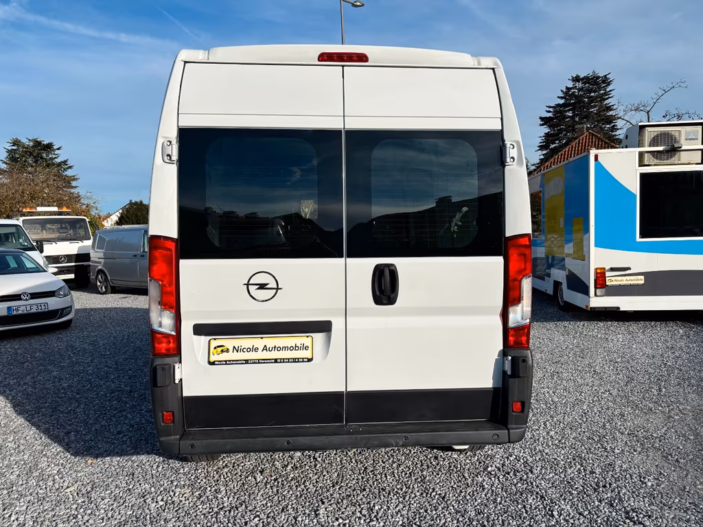 Opel Movano
