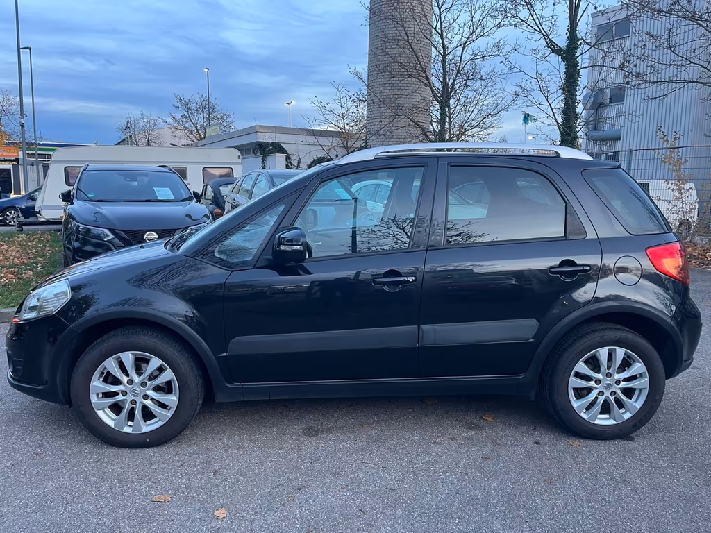 Suzuki SX4