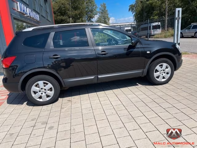 Nissan Qashqai+2