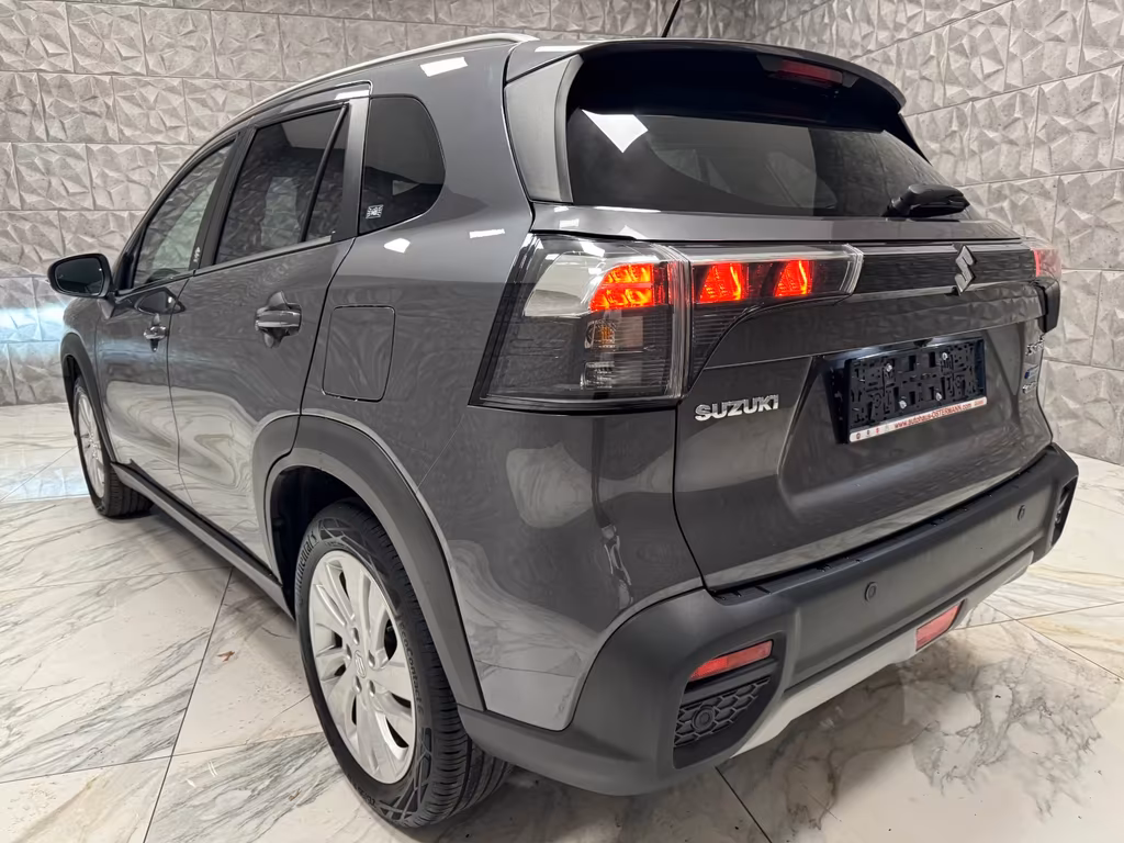 Suzuki (SX4) S-Cross