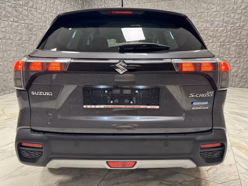 Suzuki (SX4) S-Cross