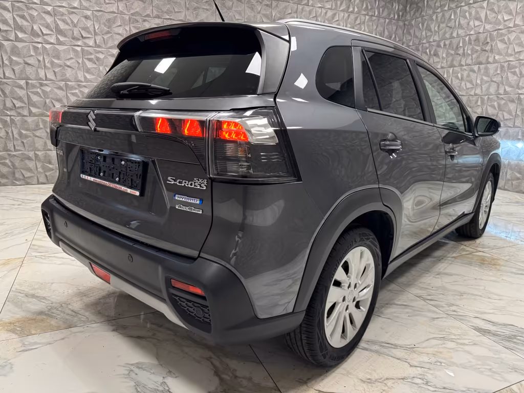 Suzuki (SX4) S-Cross