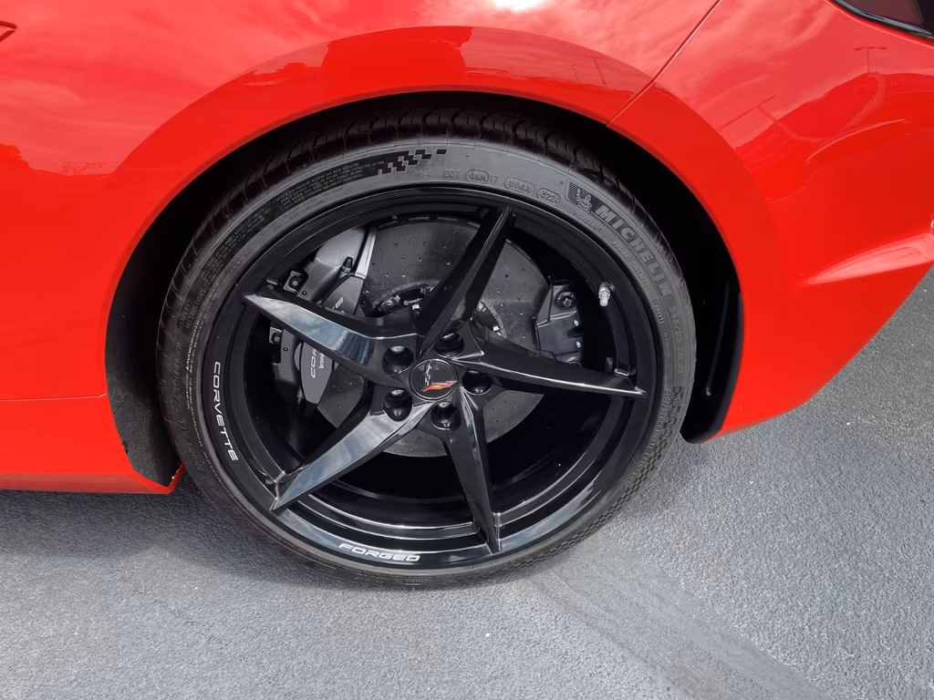 Corvette C8