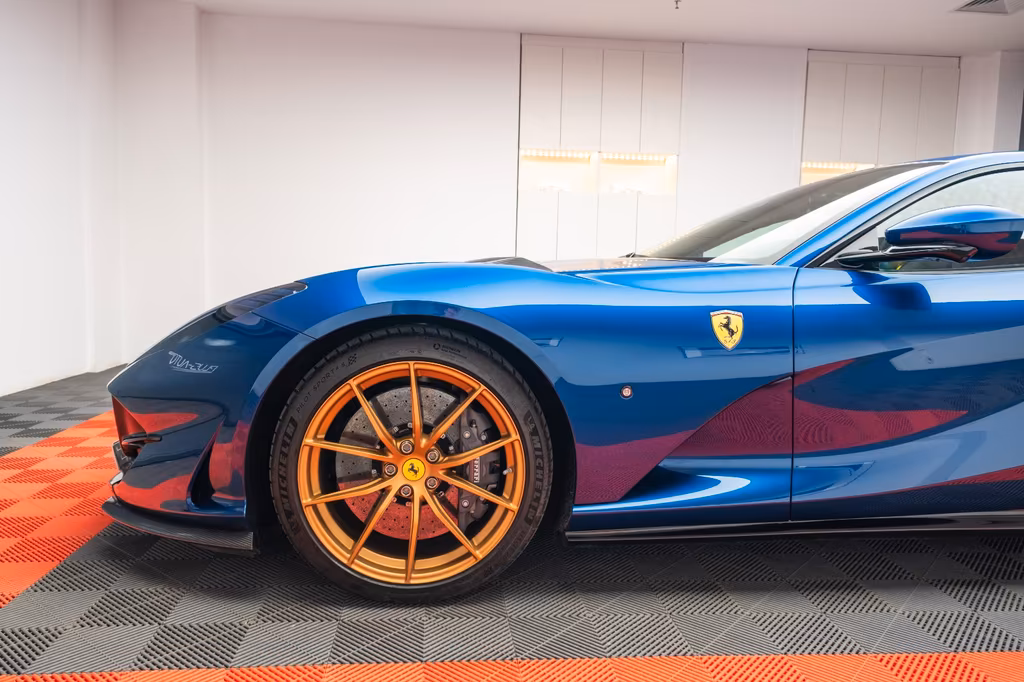 Ferrari 812