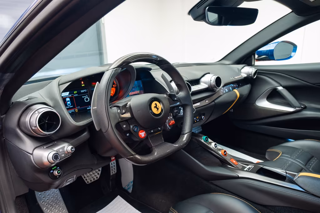 Ferrari 812