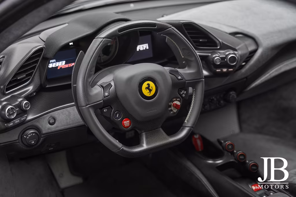 Ferrari 488 Pista
