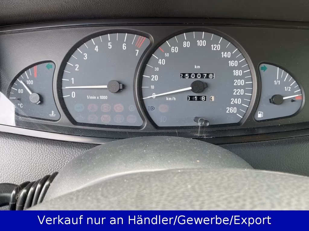 Opel Omega