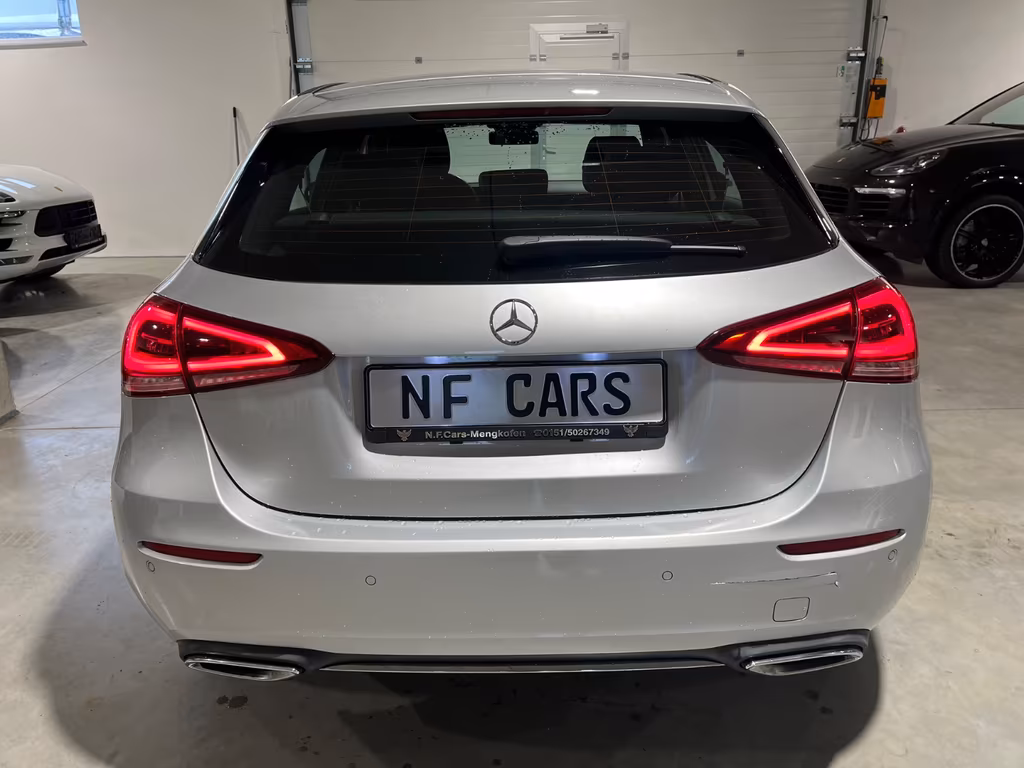 Mercedes-Benz A 220
