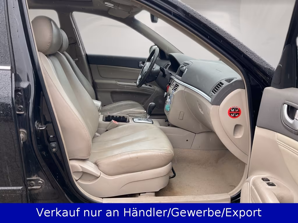 Hyundai SONATA