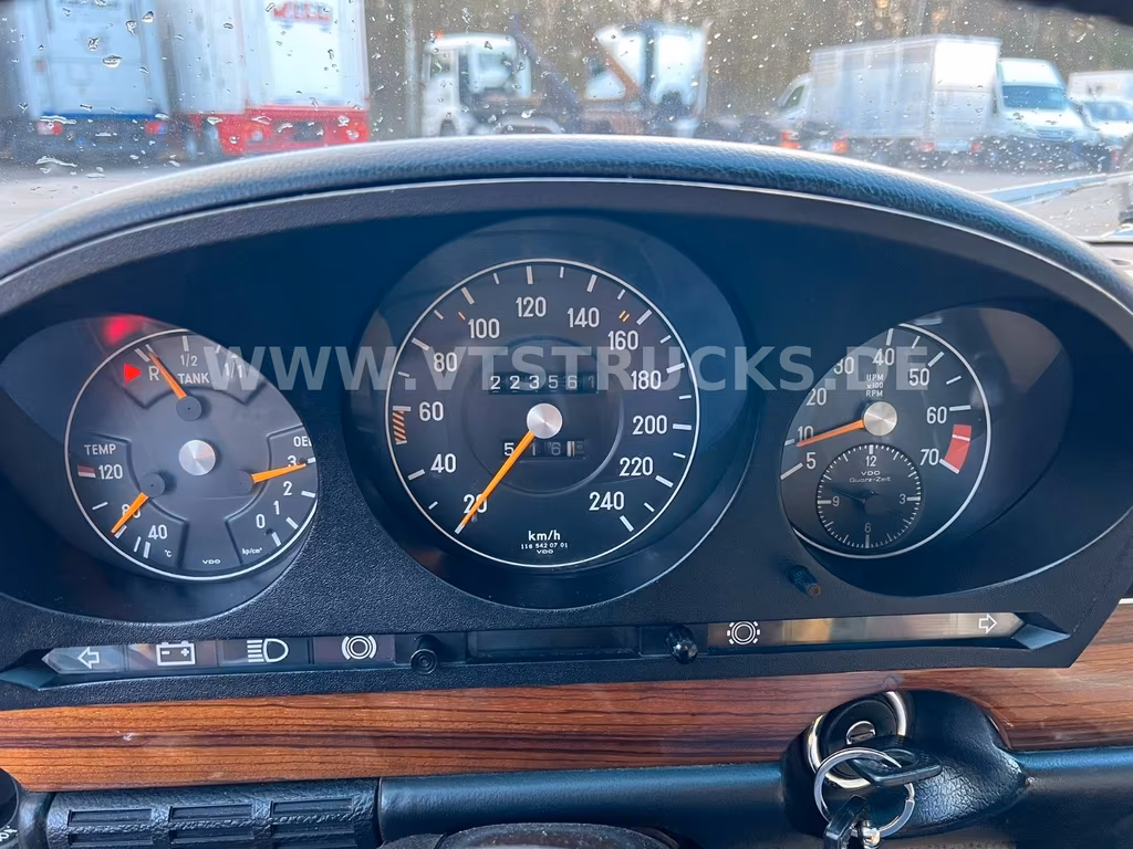 Mercedes-Benz 450