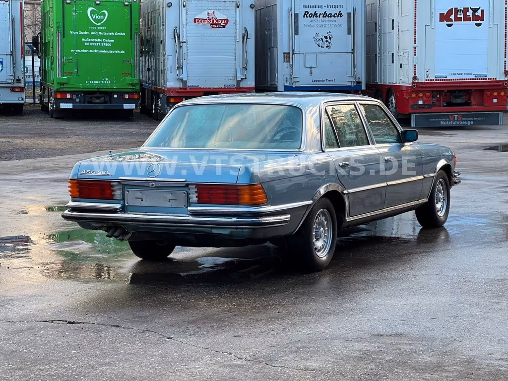 Mercedes-Benz 450