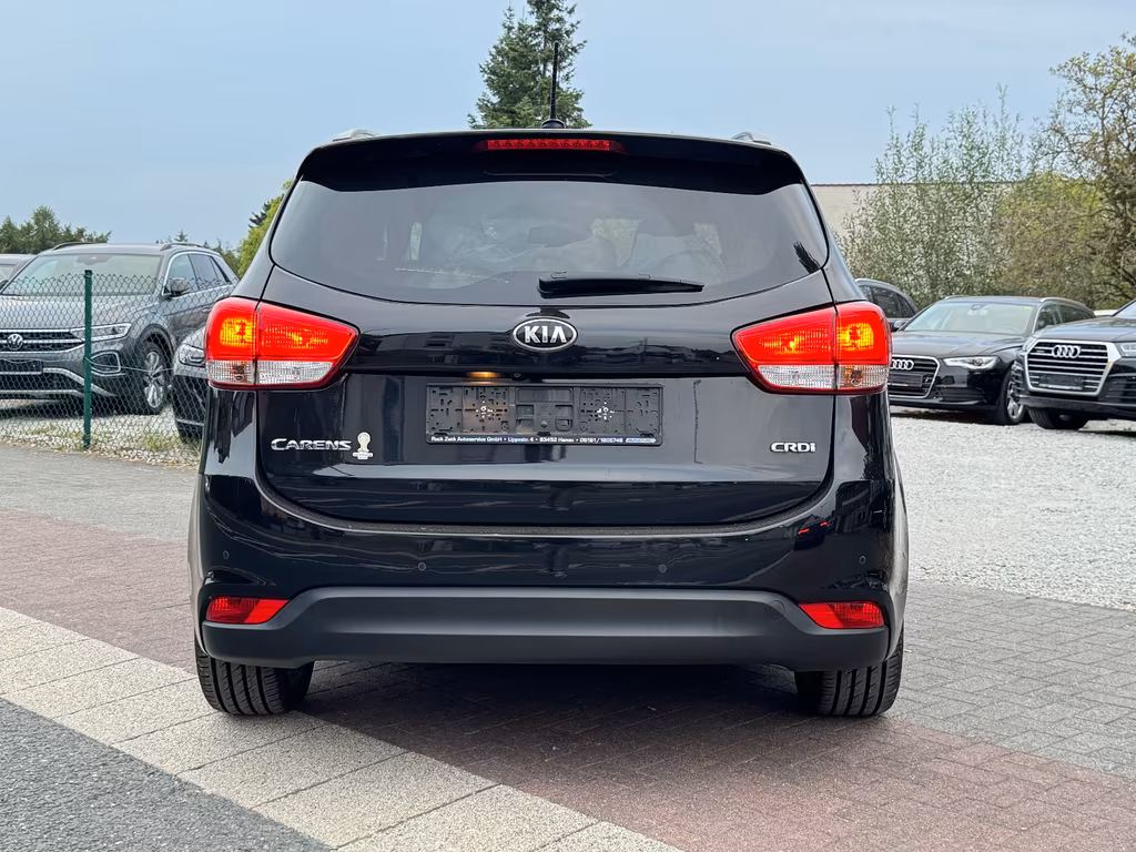 Kia Carens