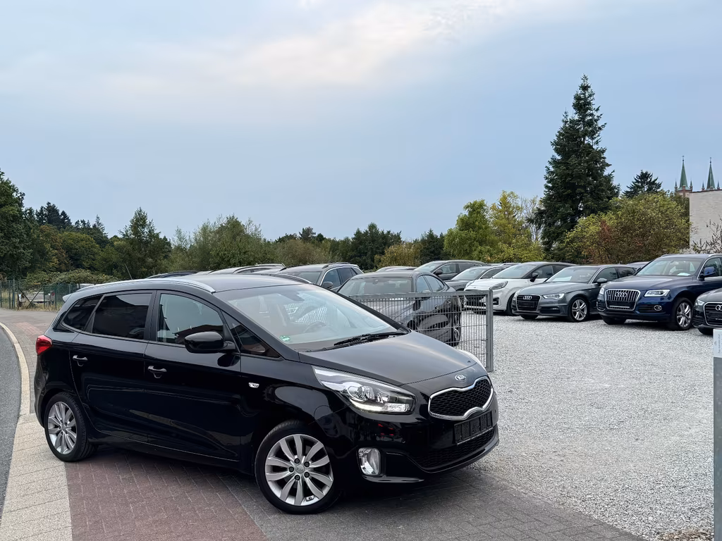 Kia Carens