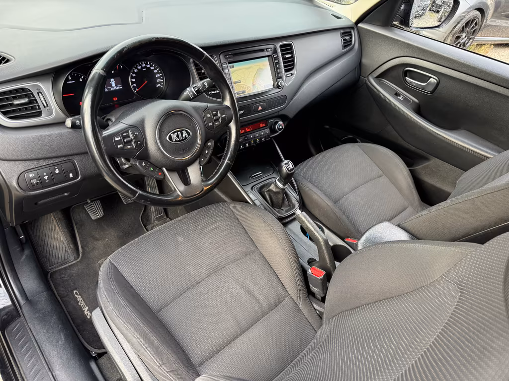 Kia Carens