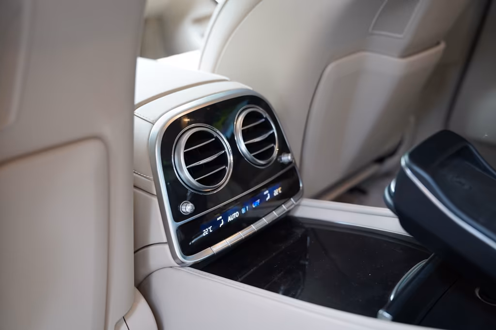 Mercedes-Benz S 600