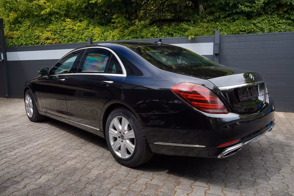 Mercedes-Benz S 600