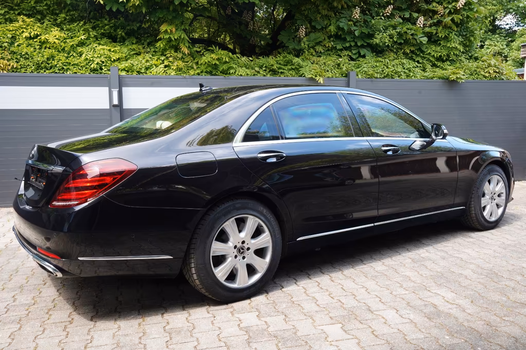 Mercedes-Benz S 600