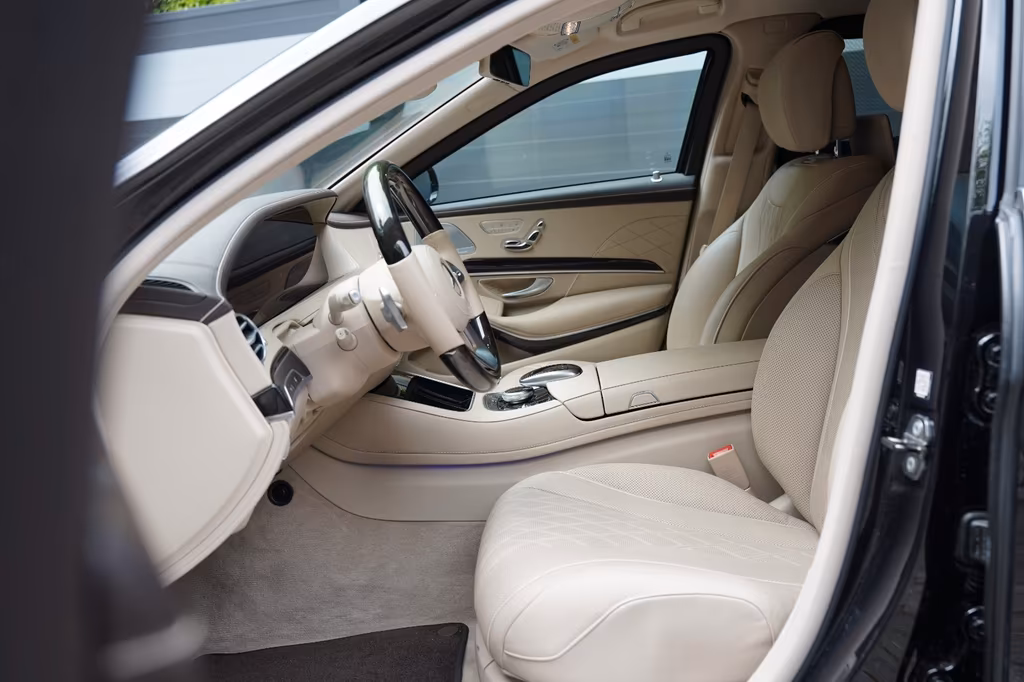 Mercedes-Benz S 600