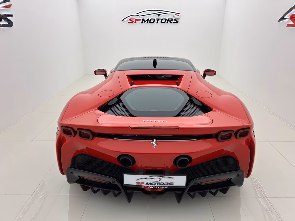 Ferrari SF90