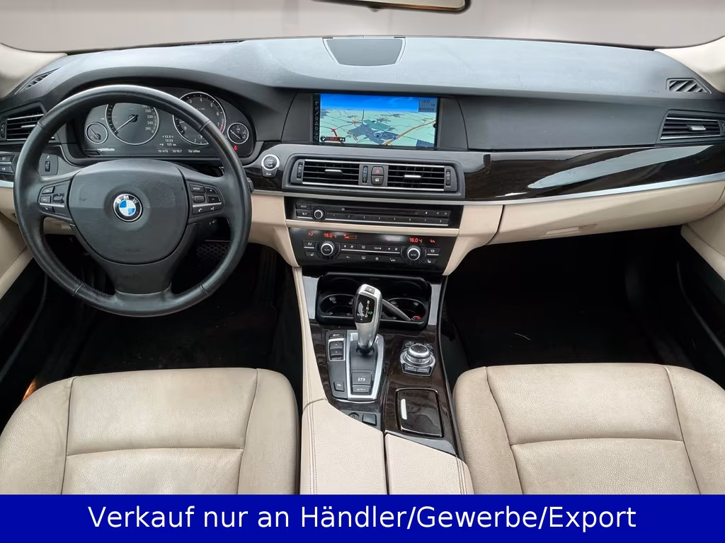 BMW 528