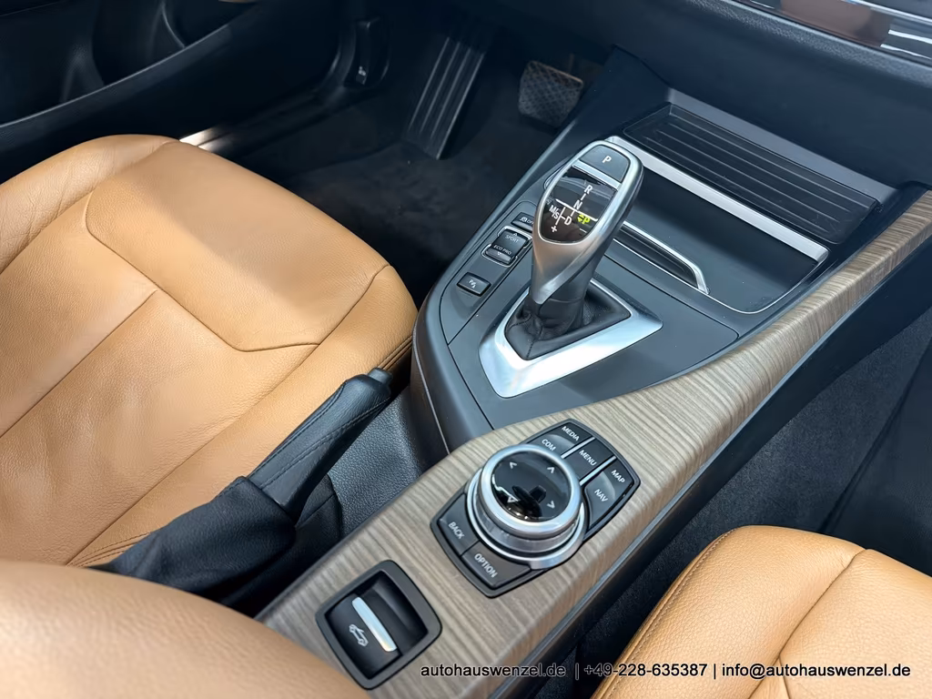 BMW 230
