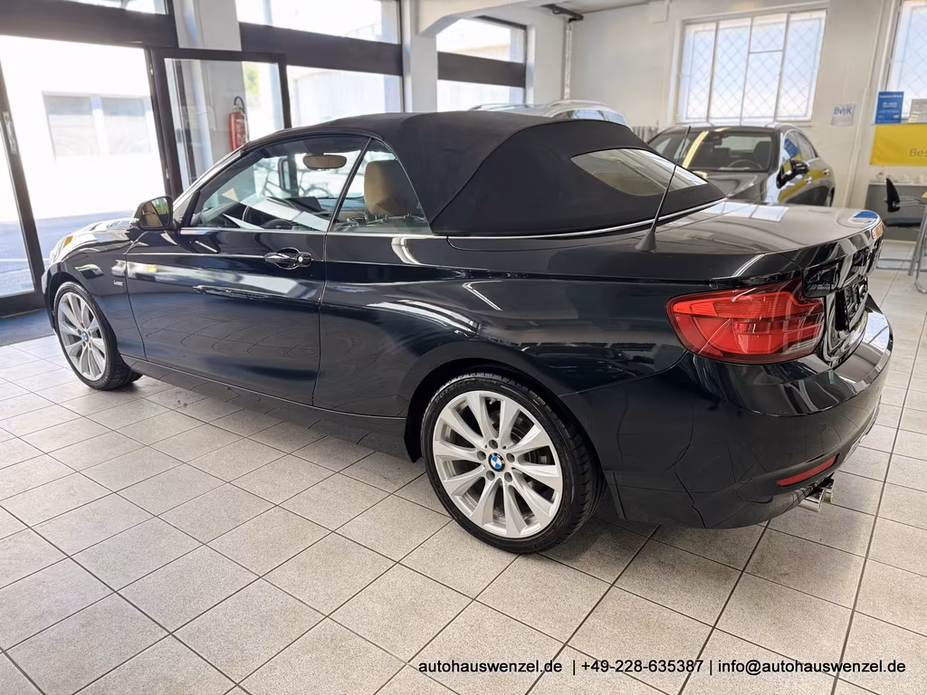 BMW 230