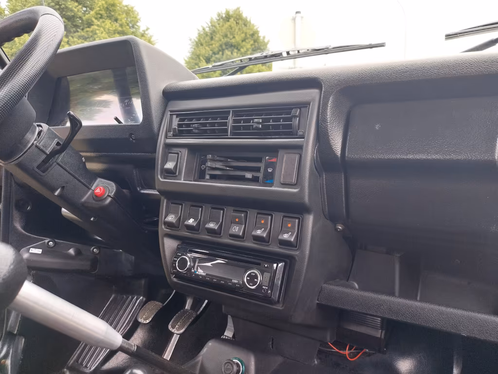 Lada Urban