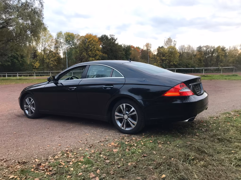 Mercedes-Benz CLS 320