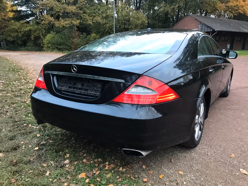 Mercedes-Benz CLS 320