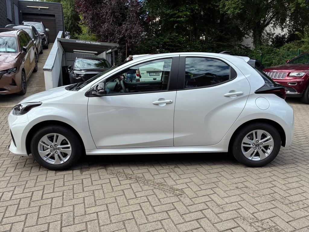 Mazda 2 Hybrid
