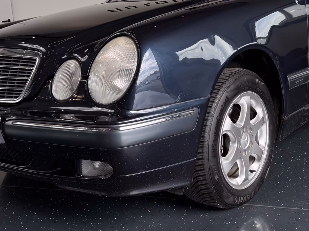 Mercedes-Benz E 280