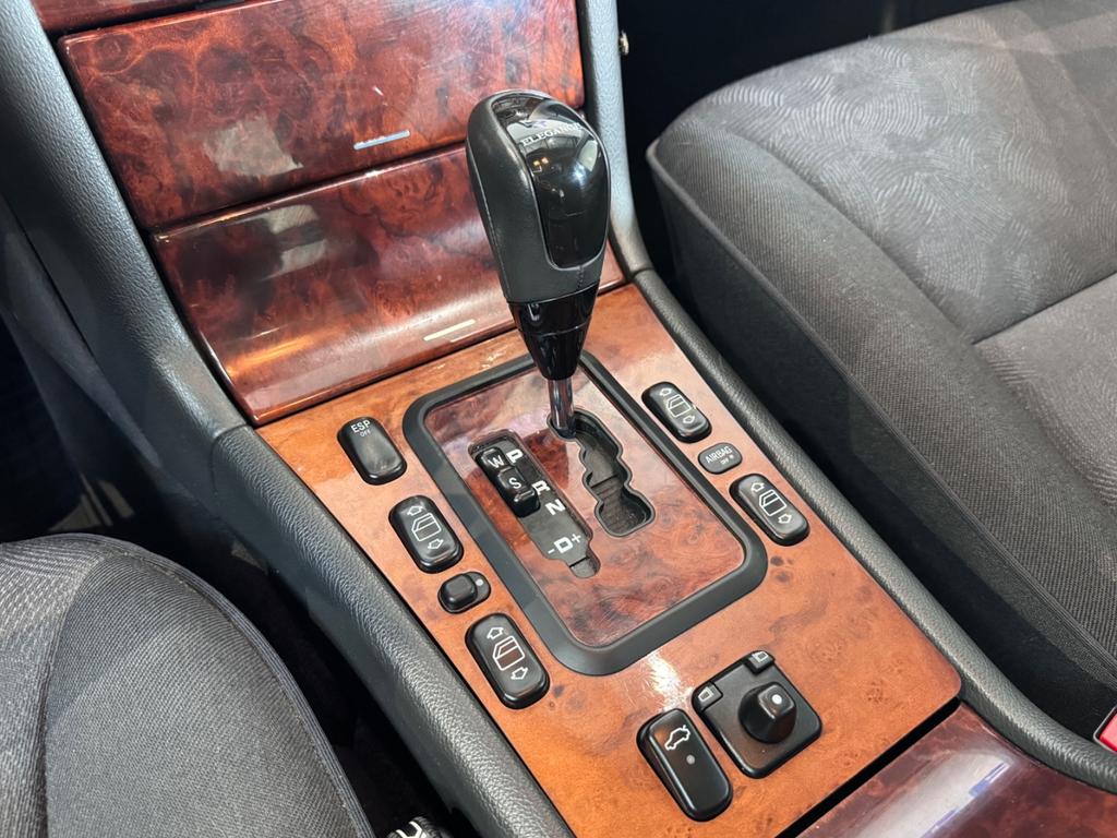 Mercedes-Benz E 280