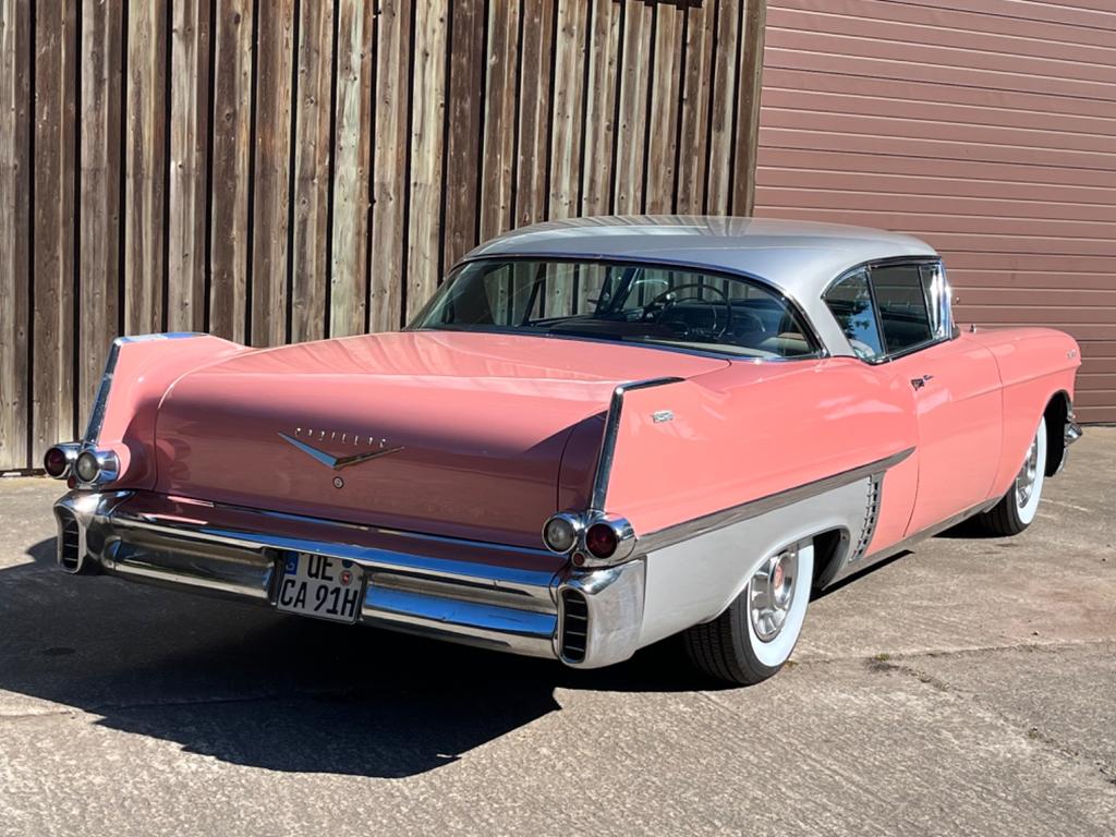 Cadillac Deville