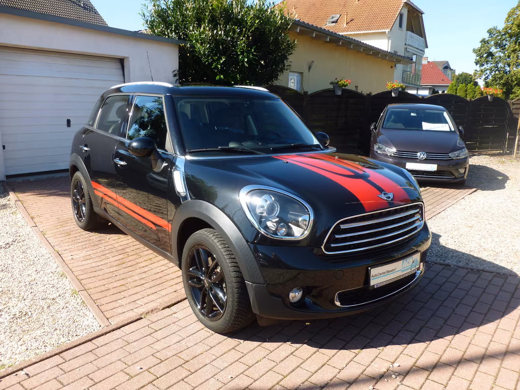 MINI One Countryman