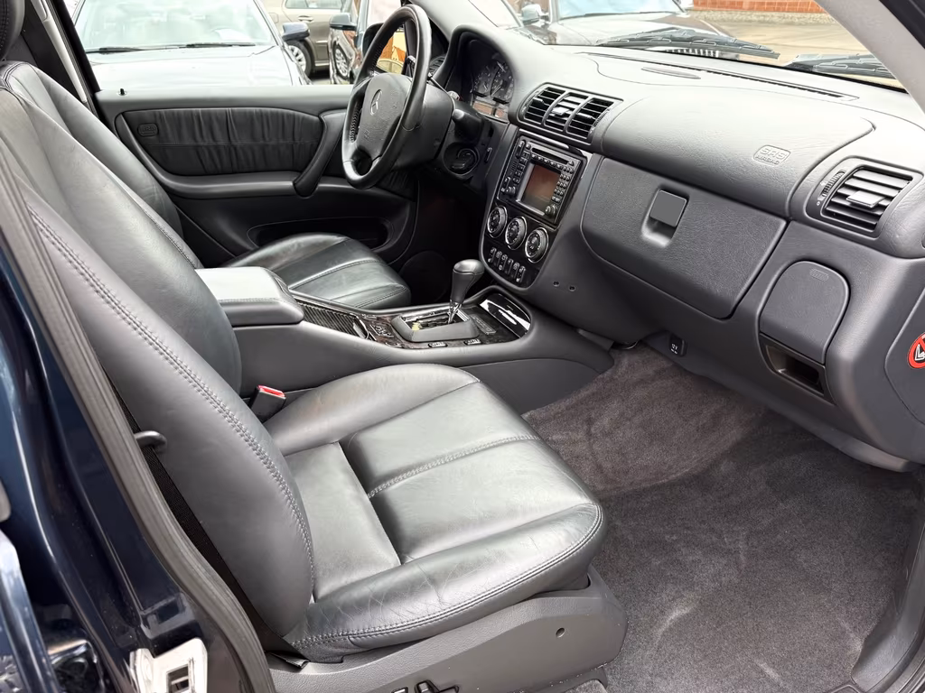 Mercedes-Benz ML 400