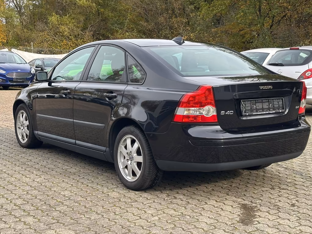 Volvo S40