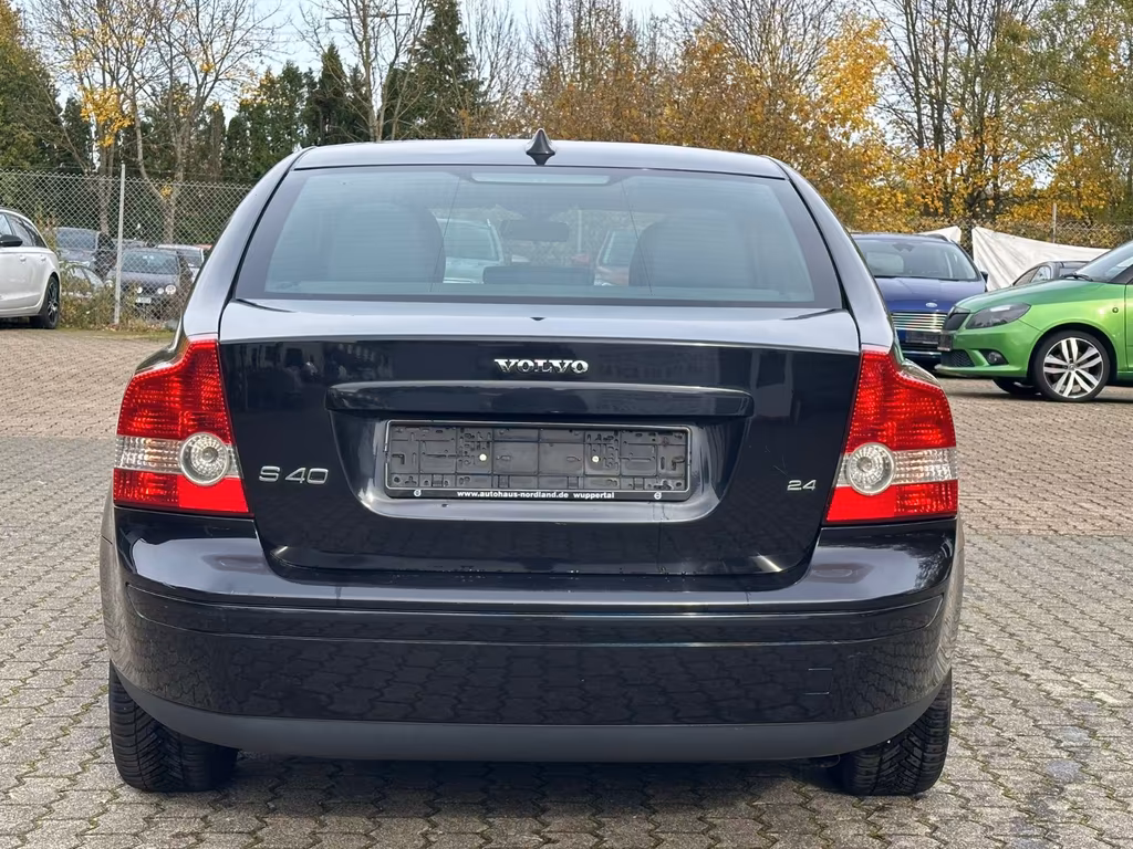 Volvo S40