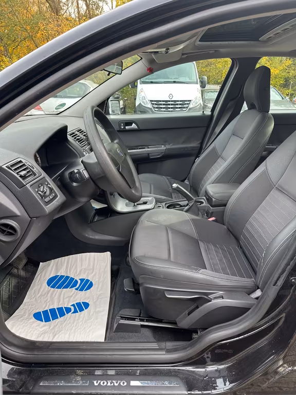 Volvo S40
