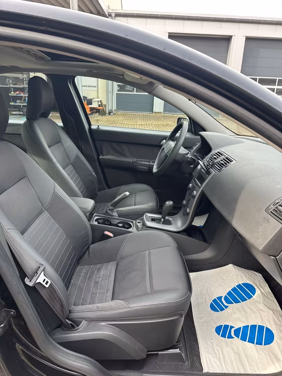 Volvo S40