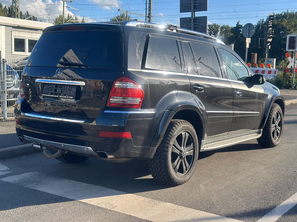 Mercedes-Benz GL 500