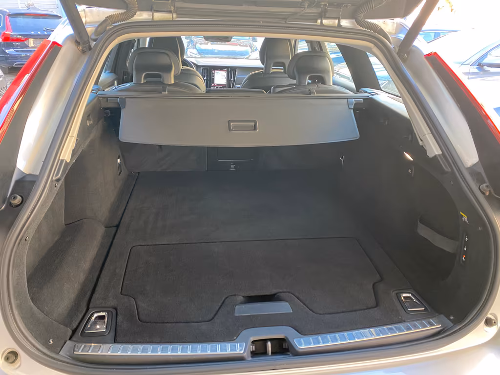 Volvo V90 Cross Country