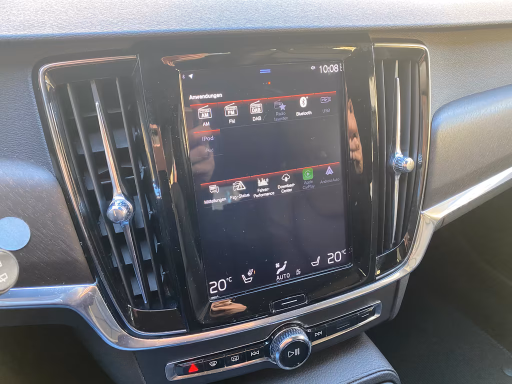 Volvo V90 Cross Country