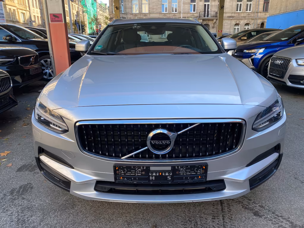 Volvo V90 Cross Country