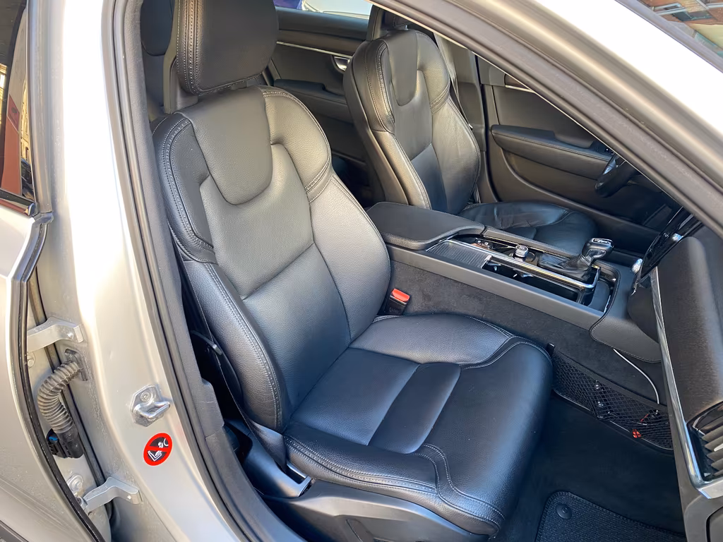 Volvo V90 Cross Country