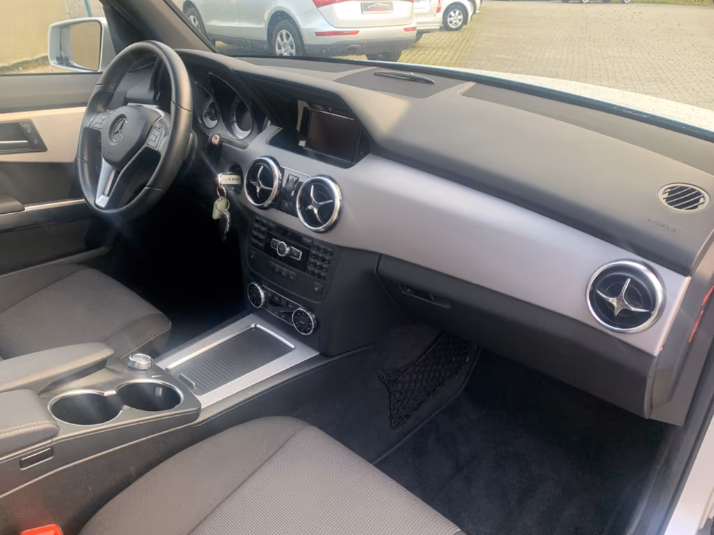 Mercedes-Benz GLK 200